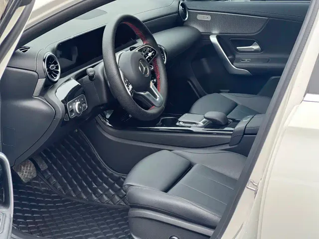 Mercedes-Benz A-Class — Фото автомобиля 7