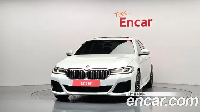 BMW 5 Series G30 — Фото автомобиля 3