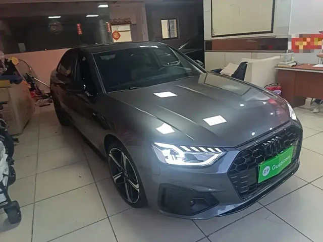 Audi A4L — Фото автомобиля 3