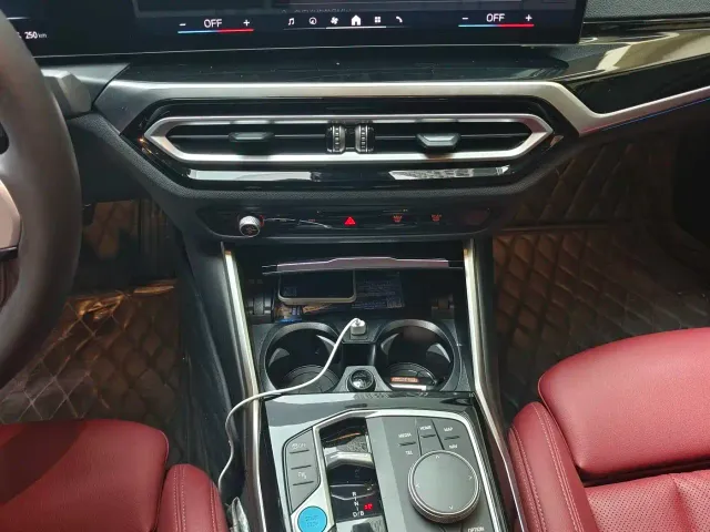 BMW i3 — Фото автомобиля 7
