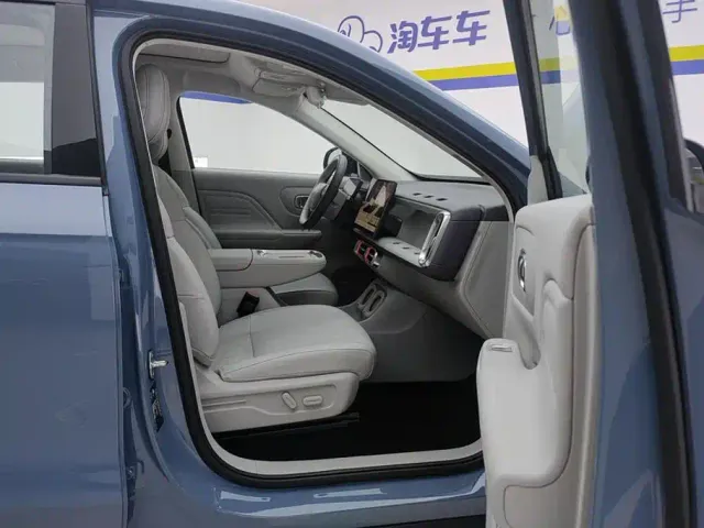 Leapmotor B10 — Фото автомобиля 8