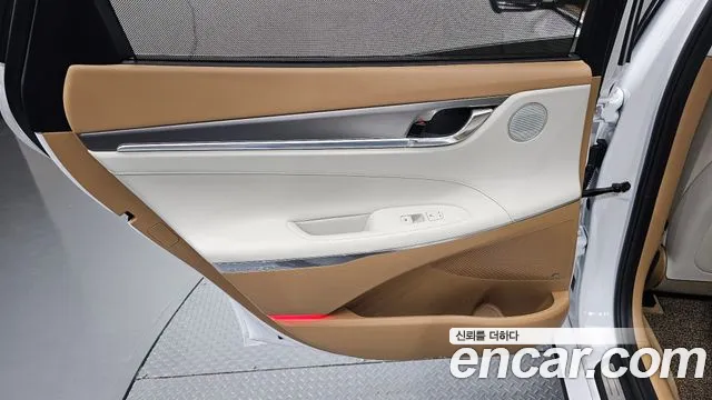 Hyundai Grandeur New — Фото автомобиля 14