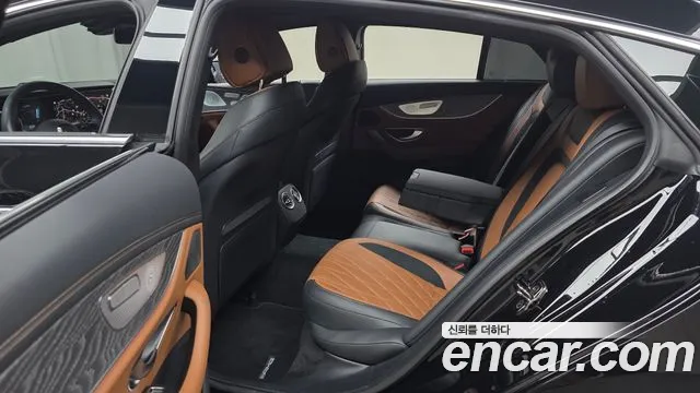 Mercedes-Benz AMG GT 4 двери 43 4MATIC+ — Фото автомобиля 12