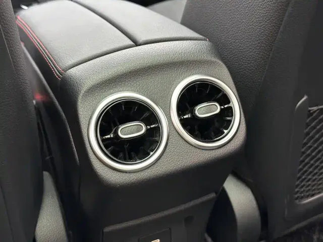 Mercedes-Benz A-Class — Фото автомобиля 20