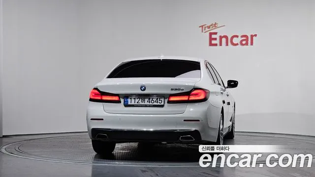 BMW 5-Series 5 серия (G30) — Фото автомобиля 4