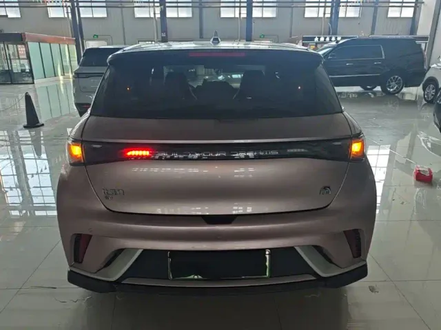 BYD Dolphin — Фото автомобиля 5