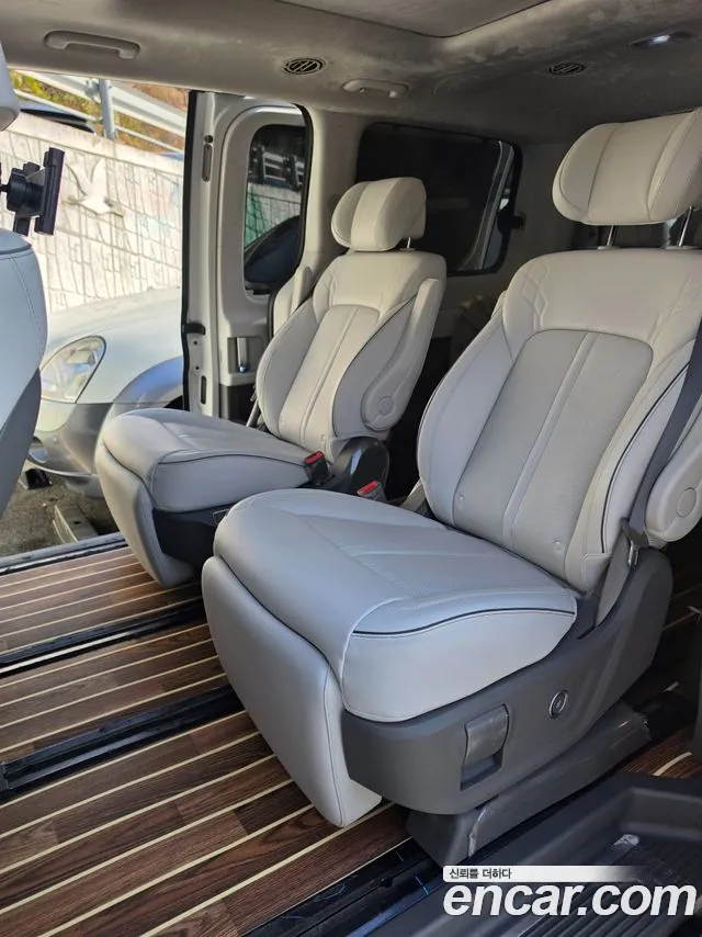 Hyundai Staria — Фото автомобиля 9