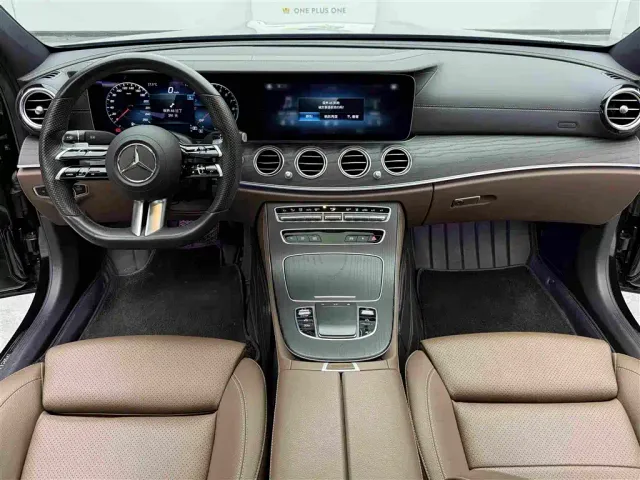 Mercedes-Benz E-Class — Фото автомобиля 10