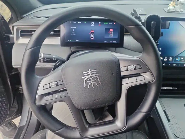 BYD Qin PLUS — Фото автомобиля 15