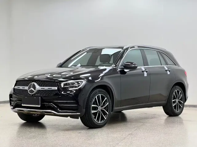 Фотография автомобиля — Mercedes-Benz GLC-Class