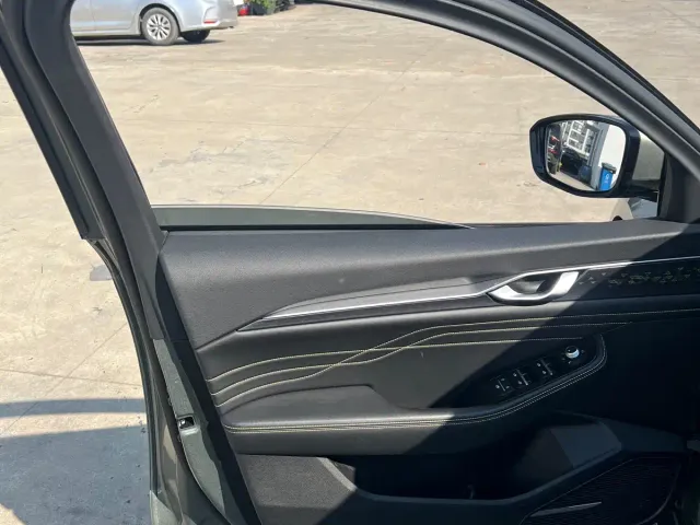 Geely Xingrui — Фото автомобиля 5