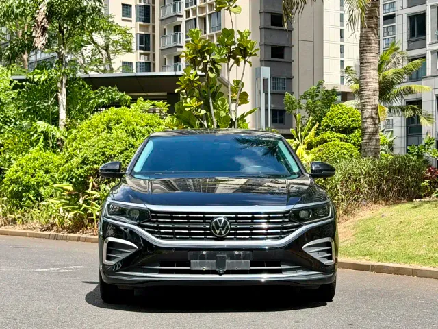 Volkswagen Passat — Фото автомобиля 2