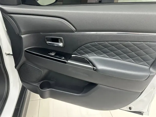 Mitsubishi ASX — Фото автомобиля 14