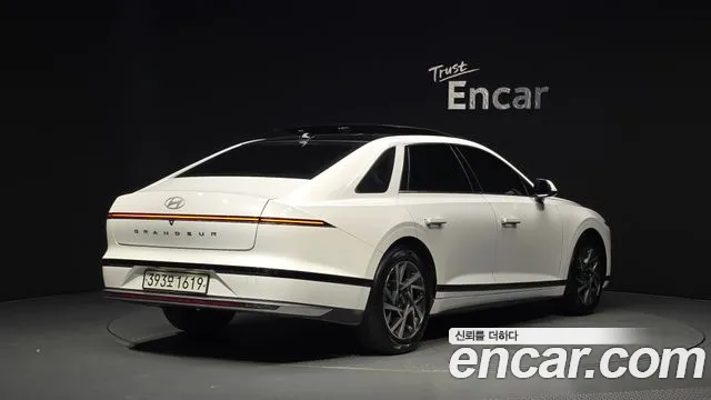 Hyundai Grandeur GN7 — Фото автомобиля 2