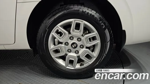 Hyundai Staria — Фото автомобиля 6