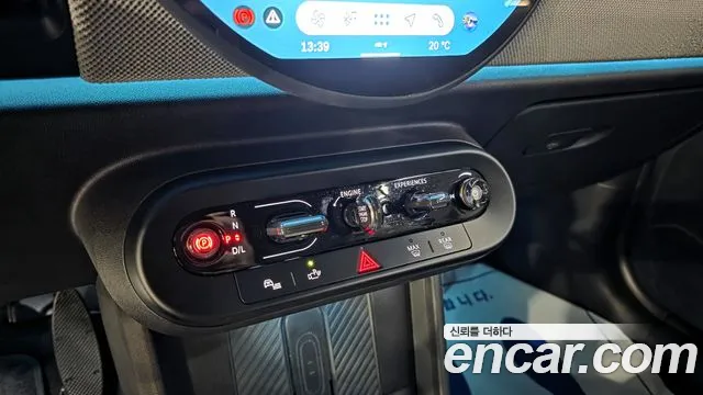 Mini Cooper Convertible — Фото автомобиля 19
