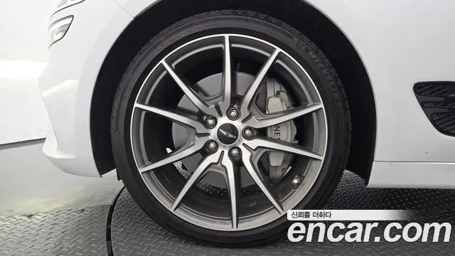 Genesis G70 New — Фото автомобиля 5