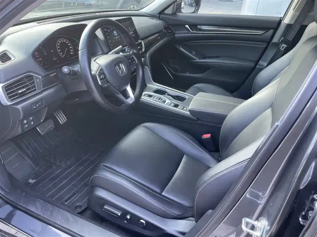 Honda Accord — Фото автомобиля 4