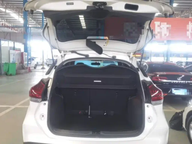 Nissan Kicks — Фото автомобиля 18