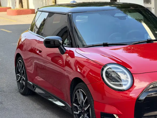 MINI Cooper — Фото автомобиля 4