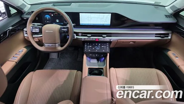 Hyundai Grandeur Grandeur (GN7) 2.5 Бензин 2WD — Фото автомобиля 6