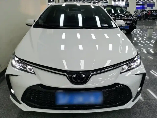 Toyota Corolla — Фото автомобиля 2