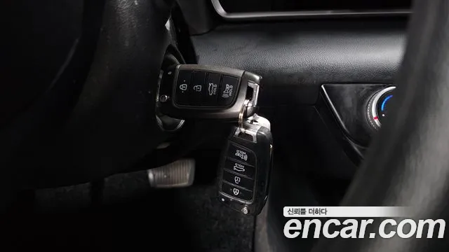 Hyundai AVANTE Avante (CN7) — Фото автомобиля 11