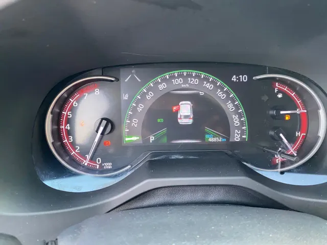 Toyota RAV4 — Фото автомобиля 6