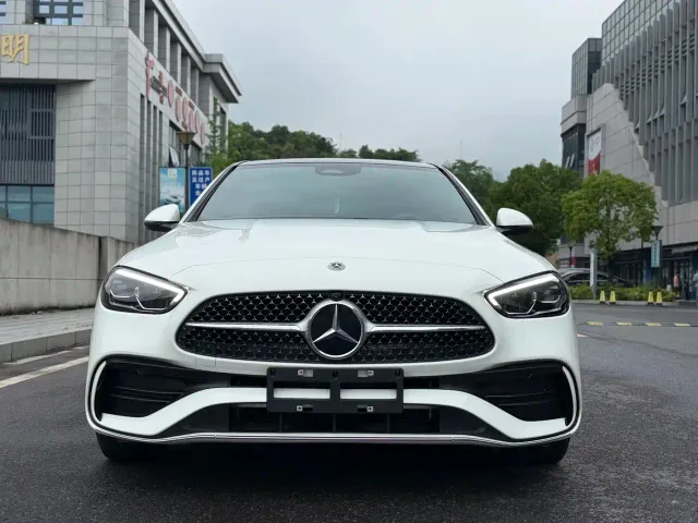 Mercedes-Benz C-Class — Фото автомобиля 2