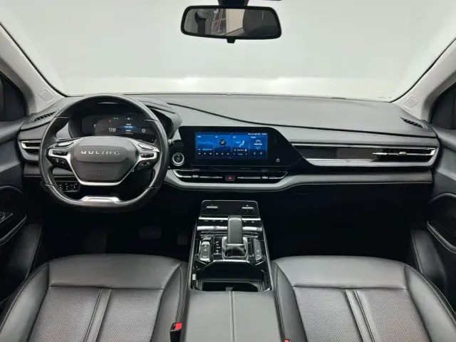 Wuling Victory — Фото автомобиля 18
