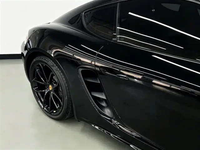 Porsche 718 — Фото автомобиля 7