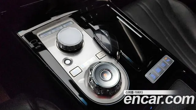 Genesis G80 Бензин 2.5 турбо 2WD — Фото автомобиля 9