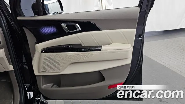 Kia Carnival — Фото автомобиля 14