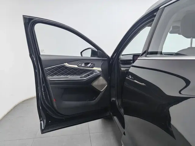 Exeed Exeed Lingyun 2021 290T 2WD Star Glory Edition — Фото автомобиля 8