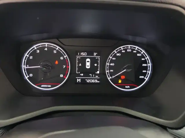 Geely Emgrand — Фото автомобиля 14