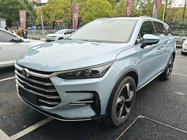 Фотография автомобиля — BYD Tang