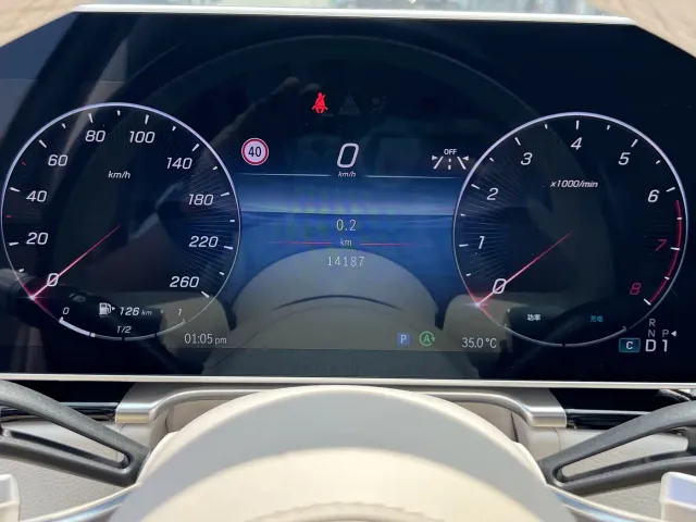 Mercedes-Benz S-Class — Фото автомобиля 28