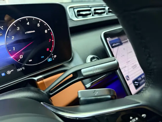 Mercedes-Benz S-Class — Фото автомобиля 20