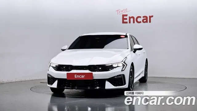 Kia K5 Новый K5 3 поколение 2.0 LPi(Для проката) — Фото автомобиля 3