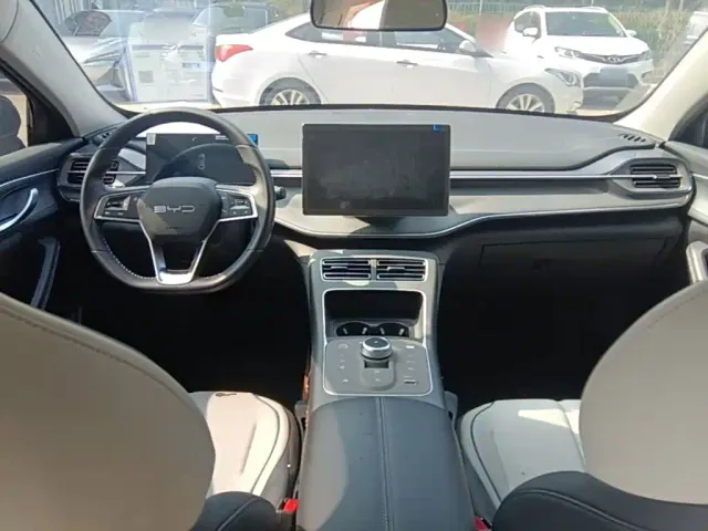 BYD Destroyer 05 — Фото автомобиля 9