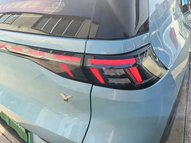 GAC Aion Y — Фото автомобиля 7