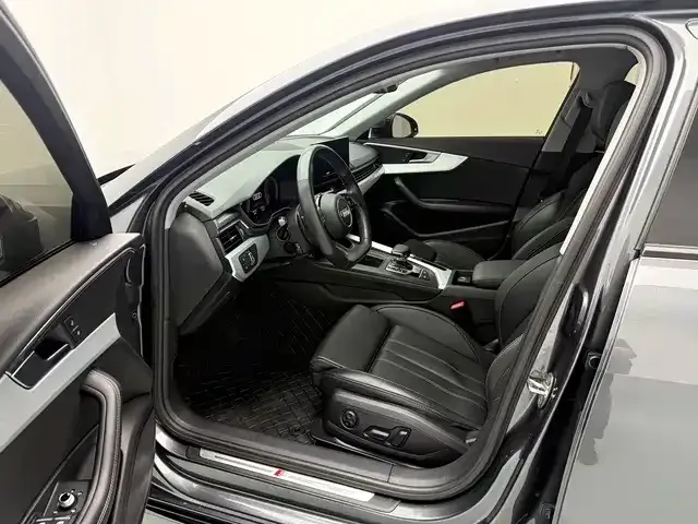 Audi Audi A4L 2022 40 TFSI Luxury Dynamic — Фото автомобиля 10