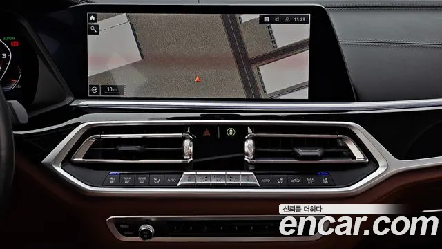 BMW X7 M50i 6 мест — Фото автомобиля 14