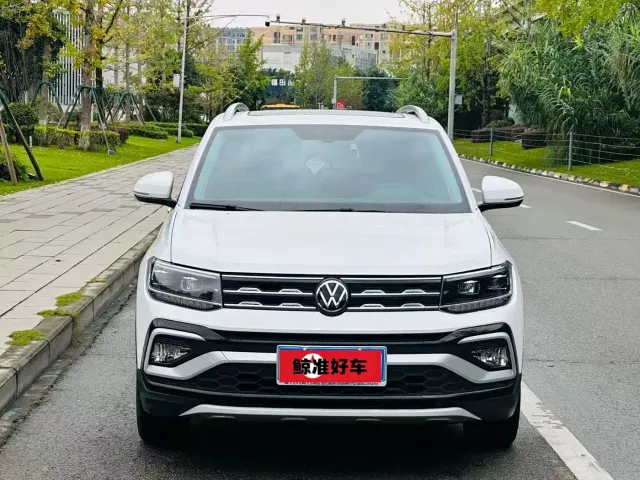 Volkswagen T-Cross — Фото автомобиля 2