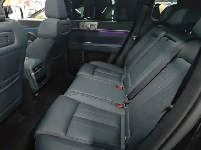 BYD FangChengBao Titanium 7 — Фото автомобиля 16