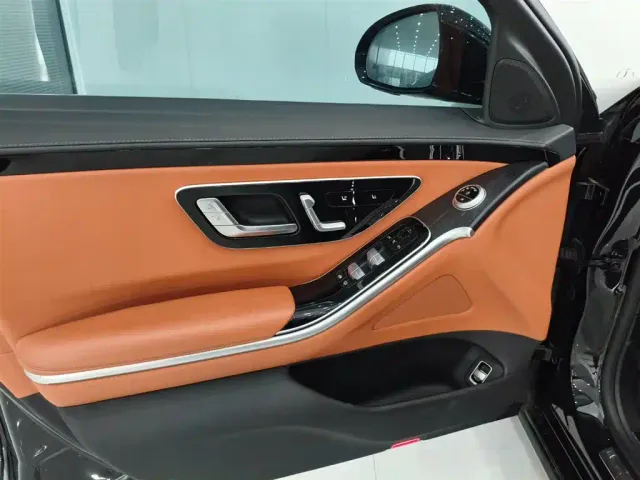 Mercedes-Benz S-Class — Фото автомобиля 7