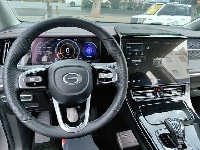 GAC Trumpchi M8 — Фото автомобиля 9