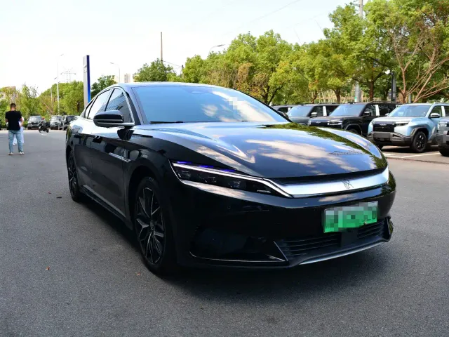 BYD Han — Фото автомобиля 3