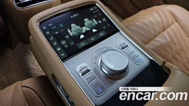 Genesis G90 Бензин 3.5 турбо AWD — Фото автомобиля 19