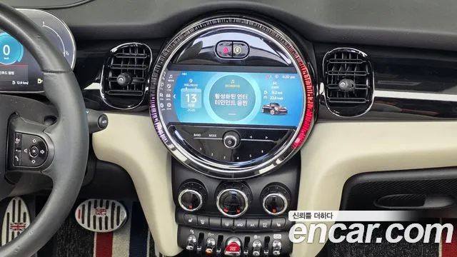 MINI Cooper Convertible — Фото автомобиля 14